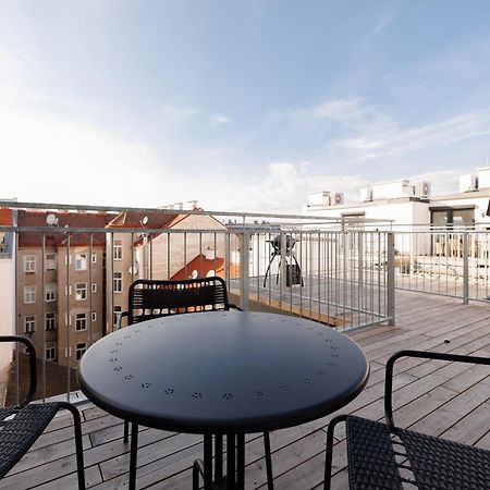 Symphony Apartments 42 - Modern Loft With Terrace And Grill In Central Location Wien Eksteriør billede
