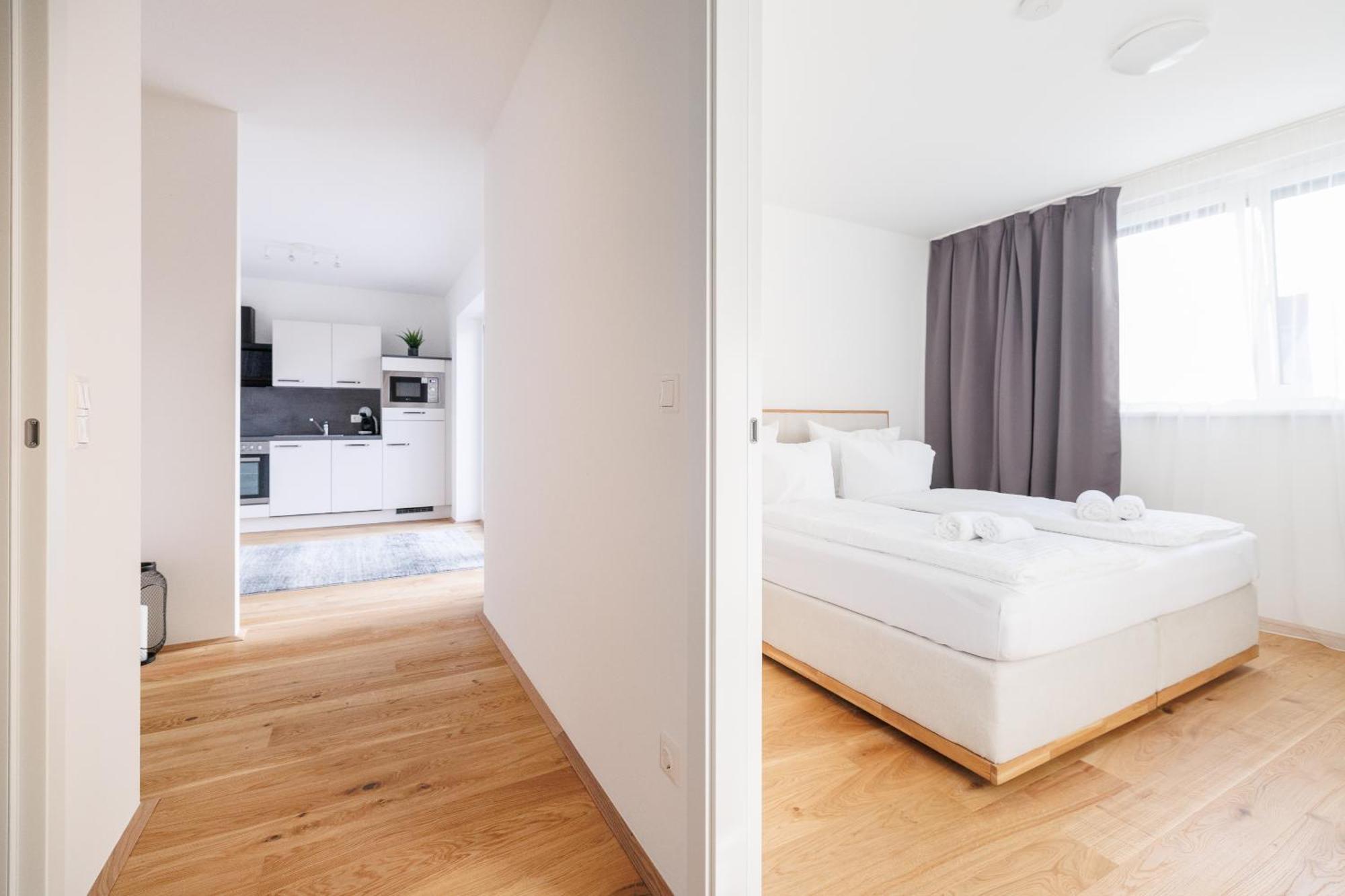 Symphony Apartments 42 - Modern Loft With Terrace And Grill In Central Location Wien Eksteriør billede